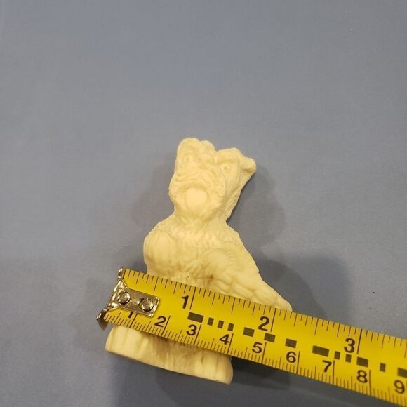 Vintage Salt Stone Terrier Dog with Basket - Picture 9 of 12